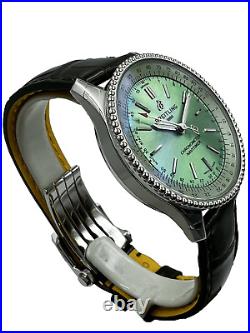 BREITLING Navitimer Automatic 35mm Mint Green Dial New Complete Set